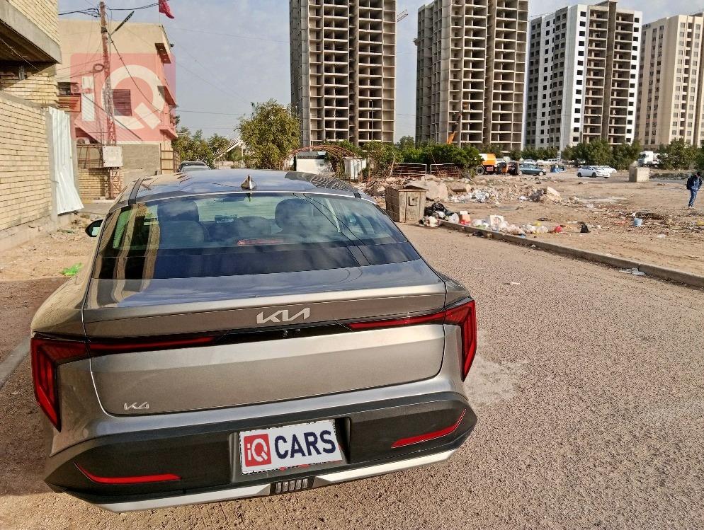 كيا K4